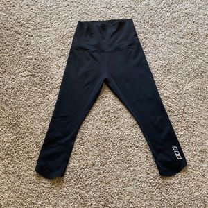 Lorna Jane crop leggings